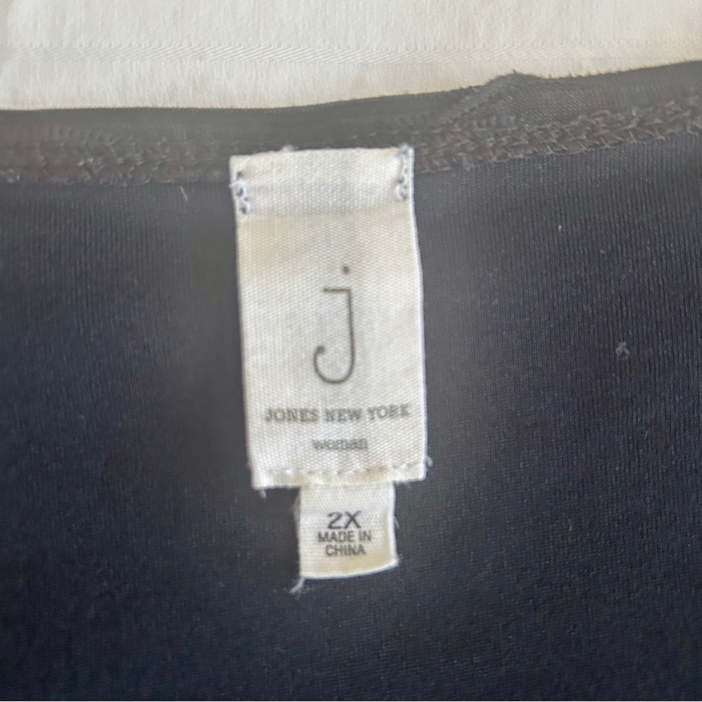 Jones New York Top Black Scoop Neck Wavy Line Texture Fully Lined Plus size 2X - Picture 12 of 15